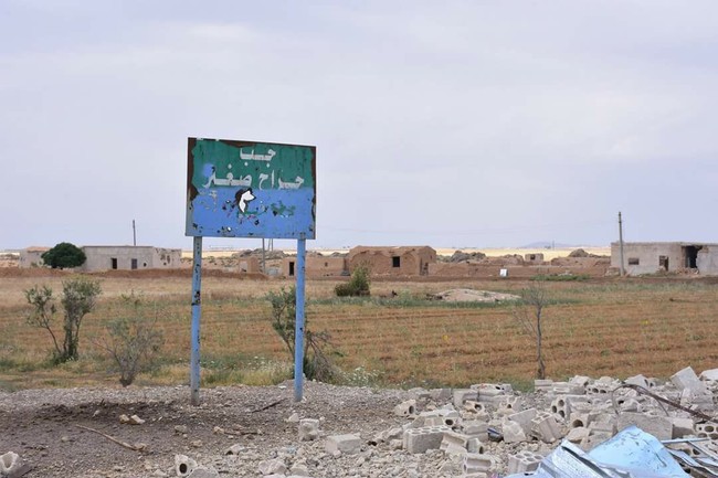 “Hổ Syria” đè bẹp IS, chỉ còn cách thị trấn cửa ngõ Raqqa 3km (video +ảnh) - ảnh 12