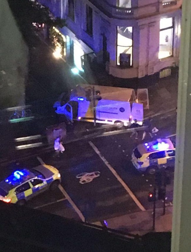 Khủng bố London, Anh: 7 người thiệt mạng, hàng chục người khác bị thương - ảnh 7