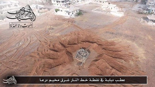Quân đội Syria trút hỏa lực hủy diệt phiến quân cố thủ Daraa (video) - ảnh 2