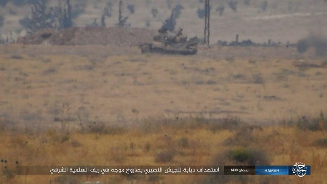 “Hổ Syria” đập tan IS, chiếm 12 địa bàn, 1.300 km2 tại tỉnh Raqqa (video) - ảnh 1