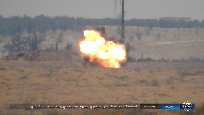 “Hổ Syria” đập tan IS, chiếm 12 địa bàn, 1.300 km2 tại tỉnh Raqqa (video) - ảnh 2