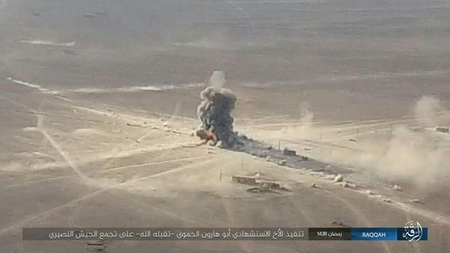 “Hổ Syria” đập tan IS, chiếm 12 địa bàn, 1.300 km2 tại tỉnh Raqqa (video) - ảnh 8