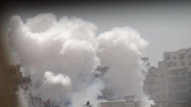 Quân đội Syria trút bão lửa vào hai căn cứ phiến quân ngoại vi Damascus - ảnh 5
