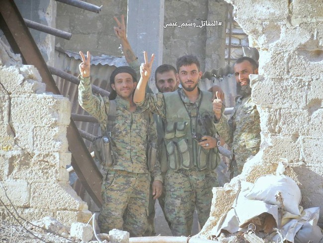 Quân đội Syria tràn vào tấn công hủy diệt phiến quân đông Damascus - ảnh 1