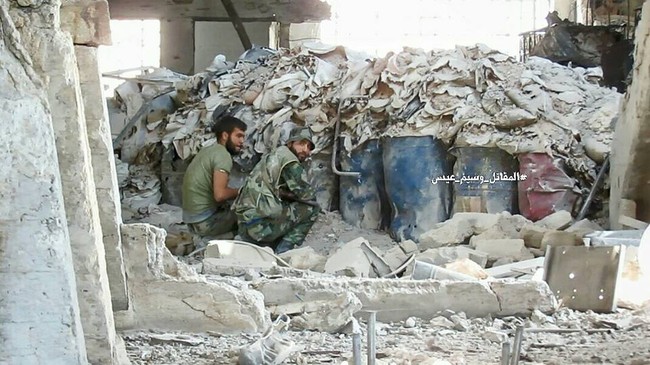 Quân đội Syria tràn vào tấn công hủy diệt phiến quân đông Damascus - ảnh 2