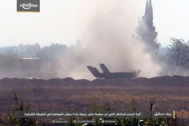Quân đội Syria bất ngờ hứng thất bại trước phe thánh chiến ngoại ô Damascus - ảnh 7