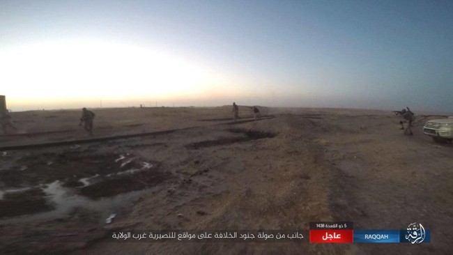 Quân đội Syria bị IS cho nếm thất bại tại Raqqa do chủ quan, sơ hở - ảnh 7