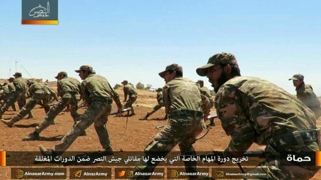 IS tập kích phá hủy 2 xe tăng Syria do mất cảnh giác - ảnh 5