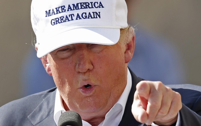 Vì sao tổng thống Trump lật lại ứng viên Trump? - ảnh 1
