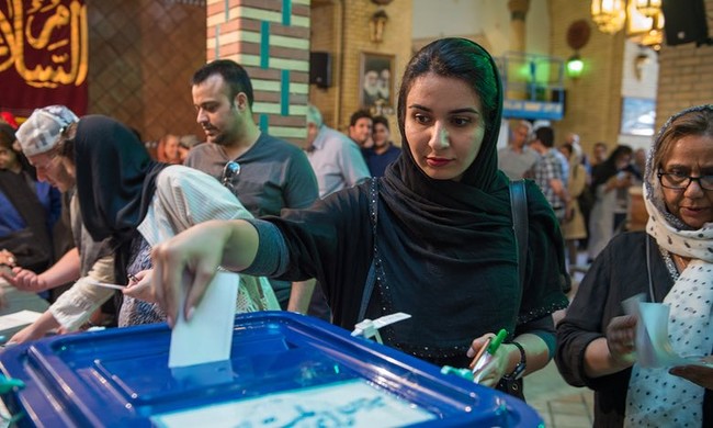 Bầu cử tổng thống Iran: Tổng thống Rouhani đang dẫn đầu - ảnh 1