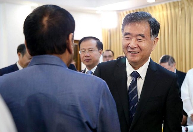 Tổng thống Rodrigo Duterte: Sáng kiến “Một vành đai một con đường” có lợi cho ASEAN - ảnh 1