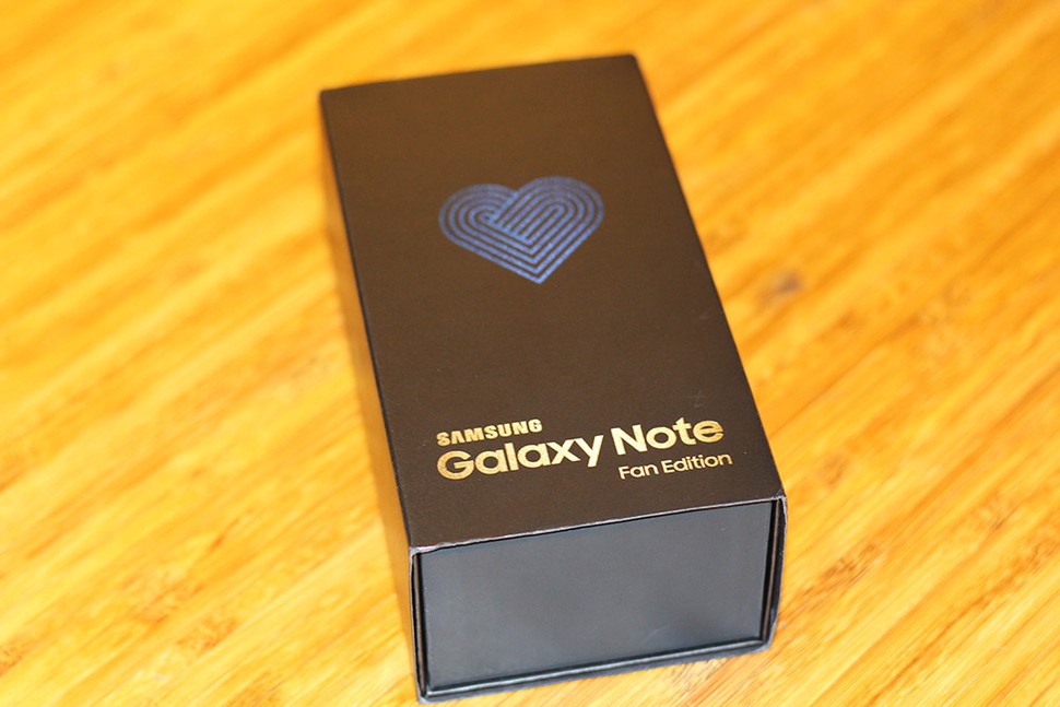 Cận cảnh Galaxy Note 7 tân trang đầu tiên về Việt Nam, giá 15 triệu đồng - ảnh 3