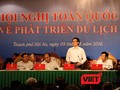 Sáng 9/8, tại Hội An, Thủ tướng Chính phủ Nguyễn Xuân Phúc chủ trì Hội nghị toàn quốc về phát triển du lịch với sự tham dự của lãnh đạo các bộ ngành trung ường và các địa phương nhằm tìm hướng phát triển du lịch trong giai đoạn mới.