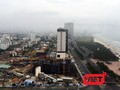 Thị trường đất nền Đà Nẵng sau cú “lên cơn” thì đột ngột “đột quỵ” khiến cả giới môi giới lẫn đầu lo lắng và liệu sự kiện pháo hoa quốc tế và APEC có giúp giá đất nền ở Đà Nẵng trụ lại.