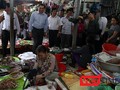 Lãnh đạo Đà Nẵng trong chuyến thực tế kiểm tra chất lượng vệ sinh an toàn thực phẩm tại các chợ trên địa bàn
