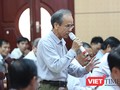Cử tri quận Cẩm Lệ (Đà Nẵng) phát biểu ý kiến liên quan đến những vi phạm của lãnh đạo Đà Nẵng trong thời gian qua