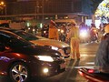 Lực lượng CSGT Công an TP Đà Nẵng làm nhiệm vụ điều tiết giao thông trong đêm 30 Tết Mậu Tuất