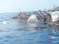 Tàu cá ngư dân bị chìm trên biển