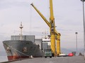 Trước nhưng áp lực giao thông và vận tải hàng hóa trên địa bàn, UBND TP Đà Nẵng vừa có văn bản gửi Bộ KH-ĐT hối thúc đẩy nhanh triển khai xây dựng Cảng biển Liên Chiểu thay thế cảng Tiên Sa đang quá tải.