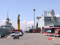 Đội tàu Hải quân Hoàng Gia Canada (HMCS) tại cảng Tiên Sa - Đà Nẵng.