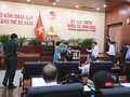 Chiều 11/7, đại biểu HĐND TP Đà Nẵng đã bỏ phiếu chấp thuận cho ông Nguyễn Bá Cảnh thôi làm nhiệm vụ đại biểu HĐND TP Đà Nẵng khóa IX, nhiệm kỳ 2016 – 2021 với số phiếu 41/42 đại biểu có mặt đồng ý.