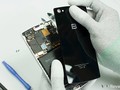 Bphone chính thức bị mổ xẻ.