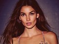Lily Aldridge với chiếc bra trị giá 40 tỉ VNĐ