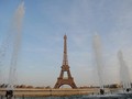 Tháp Eiffel được coi là biểu tượng của nước Pháp. Ảnh: Daily Mail.