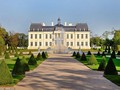 Biệt thự The Chateau Louis XIV  được bán với giá 301 triệu USD
