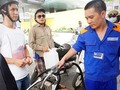 Giá xăng tiếp tục được điều chỉnh giảm trong chiều nay (ngày 6/11), tiếp nối đả giảm của đợt điều chỉnh trước đó (Ảnh: Petrolimex)