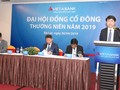 Ông Nguyễn Văn Hảo, Tổng Giám đốc VietABank, điều hành phiên thảo luận 