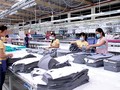 Năm 2020 sẽ là một năm tiếp nối khó khăn cho ngành dệt may trong nước. Ảnh: Quốc Hùng