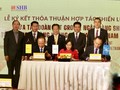 SHB, T&T Group hợp tác chiến lược toàn diện với Vietnam Airlines và VNR 