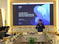 Ông Lê Nguyễn Trường Giang - Viện trưởng Viện chiến lược chuyển đổi số trình bày chiến lược “Chuyển đổi số để hình thành năng lực kiến tạo trường học số”