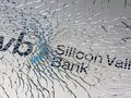 Fed tìm cách ngăn khủng hoảng sau cú sập của SVB và Signature Bank