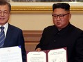 Hai nhà lãnh đạo với văn bản tuyên bố chung Tháng 9 lịch sử