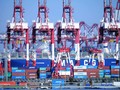 Với ảnh hưởng của Chiến tranh thương mại Trung – Mỹ  ngày càng rõ nét, mức tăng trưởng kinh tế trong quý 4  của Trung Quốc có thể sẽ chịu áp lực rất lớn.