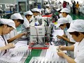 Ngày càng có nhiều công ty nước ngoài đã và đang xem xét để di chuyển các dây chuyền sản xuất khỏi Trung Quốc.