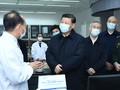 Ngày 10/3, ông Tập Cận Bình tới thị sát Vũ Hán lần đầu tiên kể từ khi dịch bệnh COVID-19 bùng phát cuối năm 2019 (Ảnh: Tân Hoa xã)