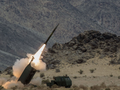 Hệ thống phóng tên lửa đa nòng cơ động HIMARS sẽ được Mỹ bán cho Đài Loan (Ảnh: Dwnews).