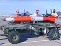 Bom hạt nhân B61-12 là loại vũ khí hạt nhân chiến thuật mới đang được Mỹ gấp rút sản xuất để thay thế loại cũ (Ảnh: Huanqiu).