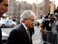 Siêu lừa Bernard Madoff phải nhận án 150 năm tù và chết trong nhà giam ở tuổi 82 (Ảnh: Newyorkpost)