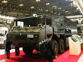 Xe mang hệ thống vũ khí laser được trưng bày tại DSEI Japan 2025. Ảnh: Defenceblog.