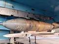 Bom ODAB-1500 được gắn vào giá treo máy bay Su-34. Ảnh: NetEase.
