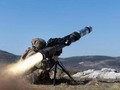 Phóng tên lửa chống tăng ATGM thế hệ 5 Akeron MP. Ảnh Military Ukraine. 