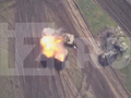 Lancet liên tiếp phá hủy, phá hỏng vũ khí, trang bị quân đội Ukraine. Ảnh video South Front.