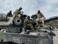 Binh sĩ Ukraine huấn luyện với xe tăng Leopard-1 tại Đức, ngày 5/5/ 2023. Ảnh: Reuters.