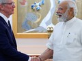 Thủ tướng Ấn Độ Narendra Modi gặp giám đốc điều hành Apple Tim Cook ngày 19/4. Ảnh Tech Wire Asia