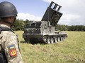 Na Uy và Vương quốc Anh đang hợp tác cung cấp cho Ukraine pháo phản lực tên lửa M270 (MLRS). Ảnh Military Ukraine.