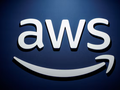 Logo của Amazon Web Services (AWS) được nhìn thấy tại Paris, Pháp (Ảnh: Reuters)